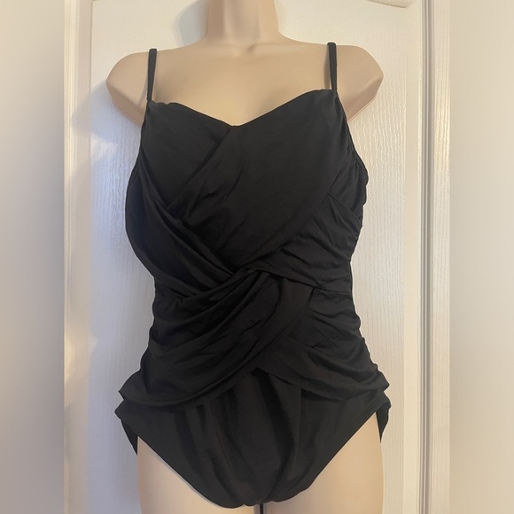 La Blanca Island Goddess Front Draped Tummy Control One Piece Swimsuit‎ 16 Beach - Picture 2 of 7